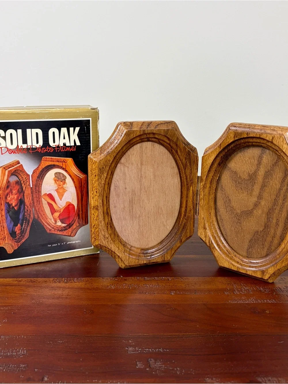 1987 Solid Oak Double Photo Frame for 5x7s.